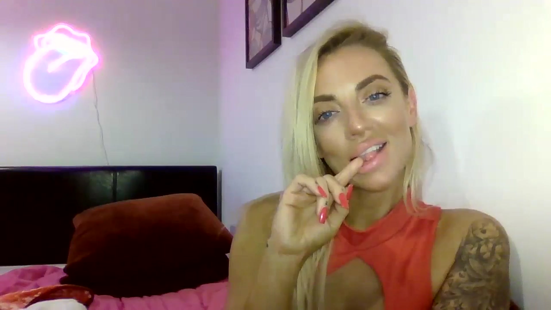 Gallery image thumbnail from Cherry_sour's myfreecams stream on, 01/17/2024, 16:48 image 4 of 20