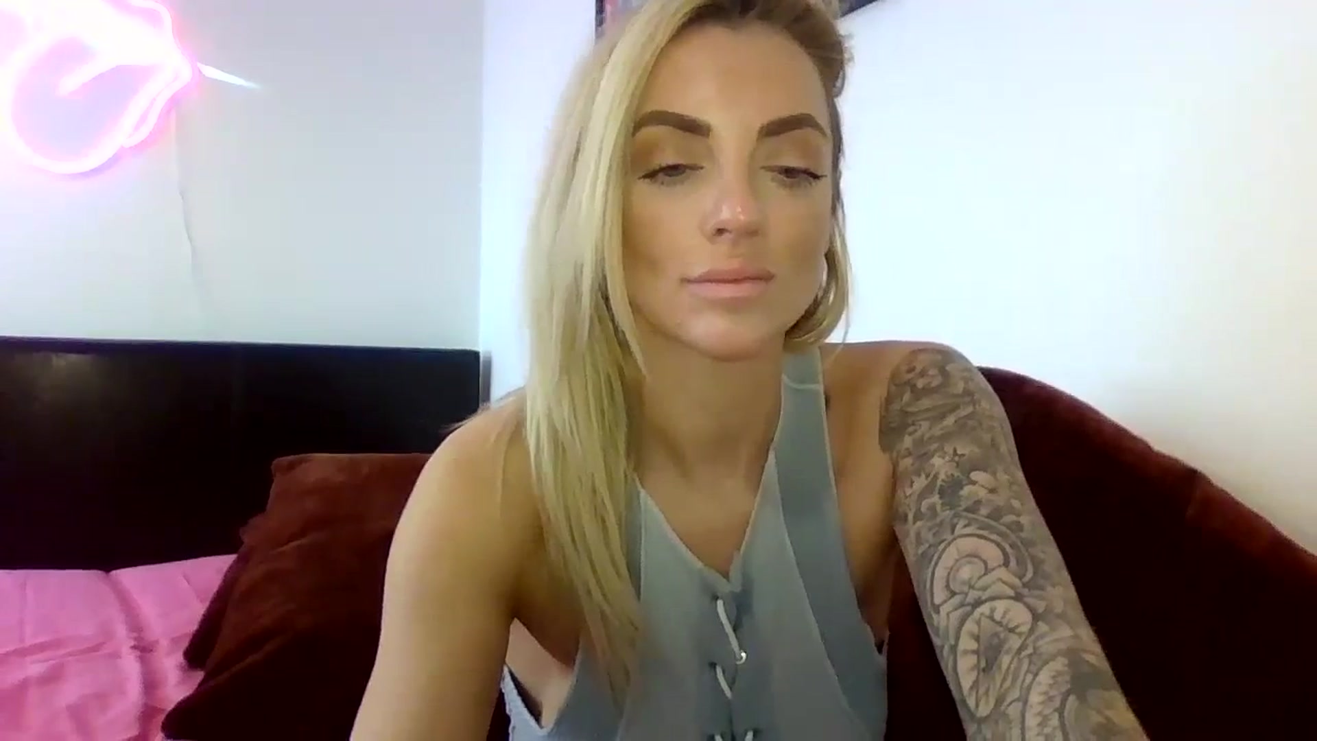 Gallery image thumbnail from Cherry_sour's myfreecams stream on, 01/18/2024, 14:49 image 19 of 20