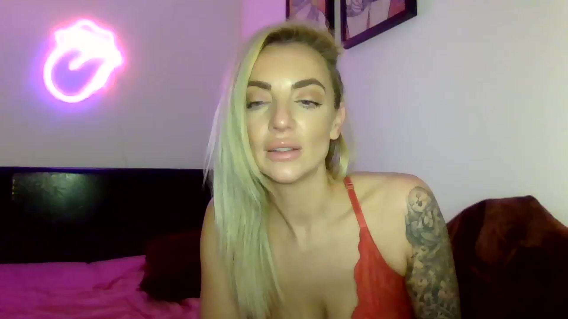 Gallery image thumbnail from Cherry_sour's myfreecams stream on, 01/18/2024, 22:24 image 15 of 20