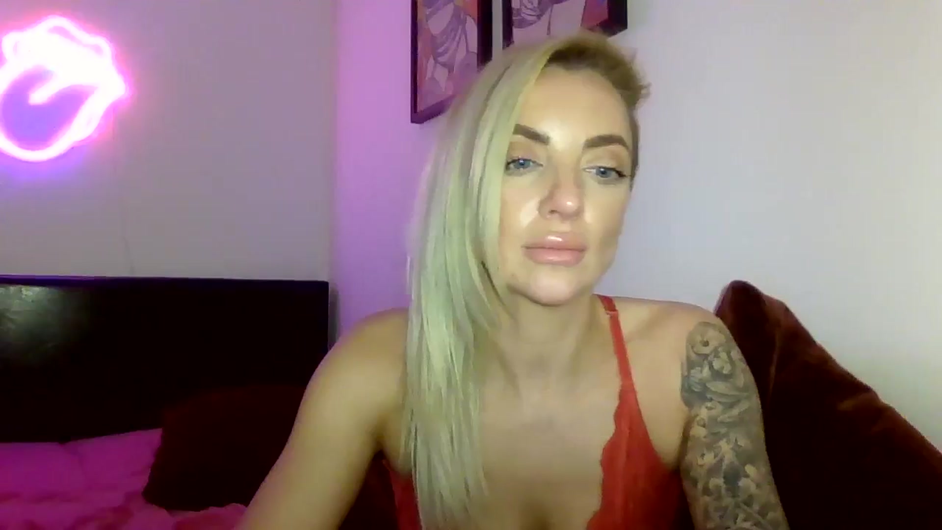 Gallery image thumbnail from Cherry_sour's myfreecams stream on, 01/18/2024, 22:24 image 12 of 20