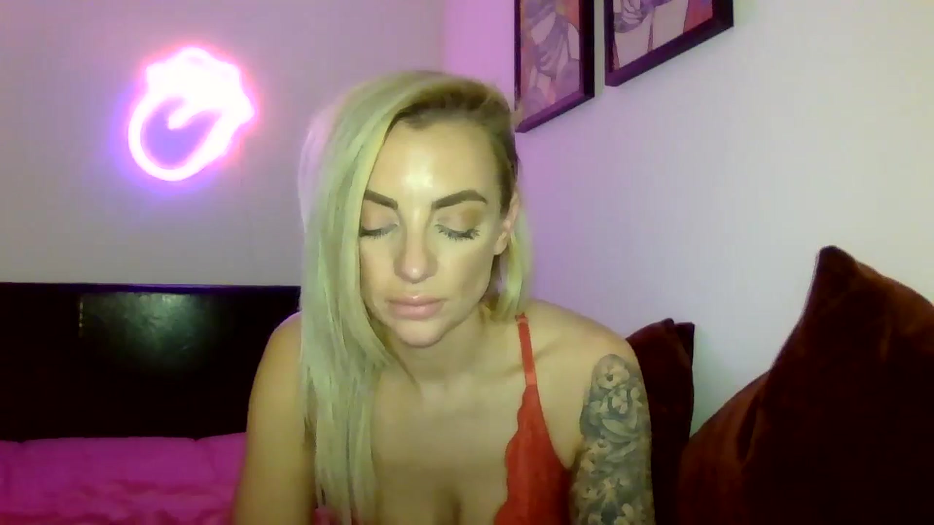 Gallery image thumbnail from Cherry_sour's myfreecams stream on, 01/18/2024, 22:24 image 11 of 20