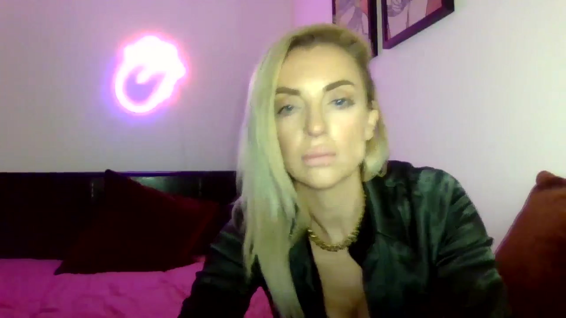 Gallery image thumbnail from Cherry_sour's myfreecams stream on, 01/19/2024, 21:58 image 8 of 20