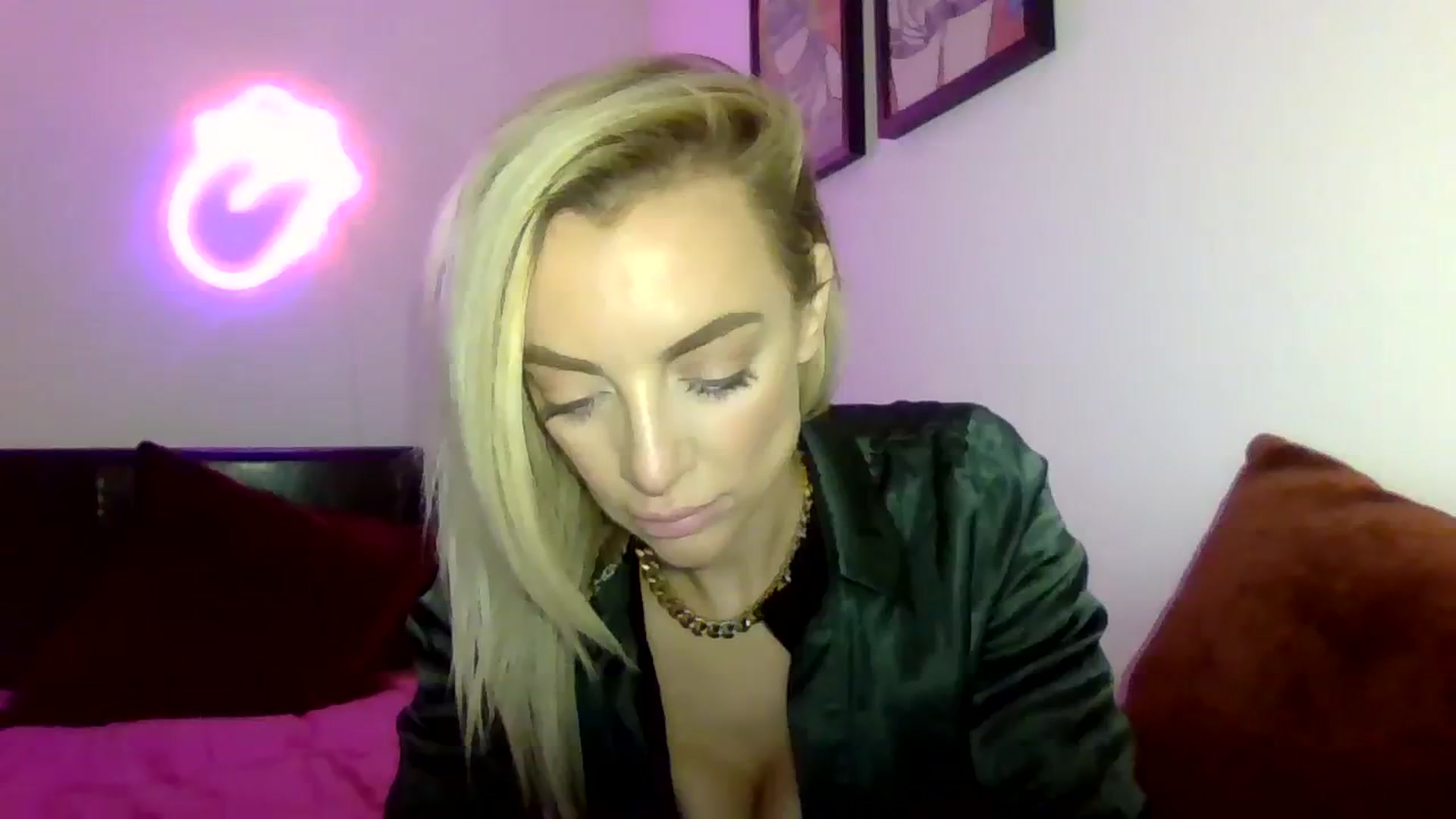 Gallery image thumbnail from Cherry_sour's myfreecams stream on, 01/19/2024, 21:58 image 6 of 20