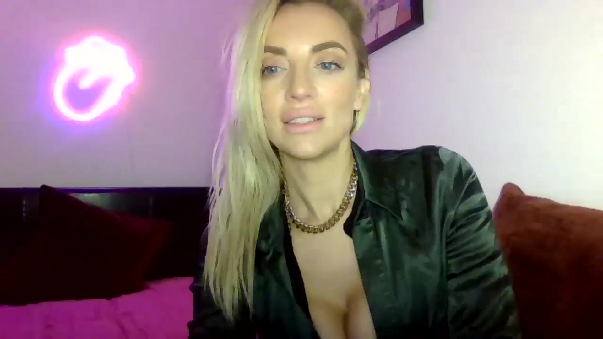 Gallery image thumbnail from Cherry_sour's myfreecams stream on, 01/19/2024, 21:58 image 2 of 20