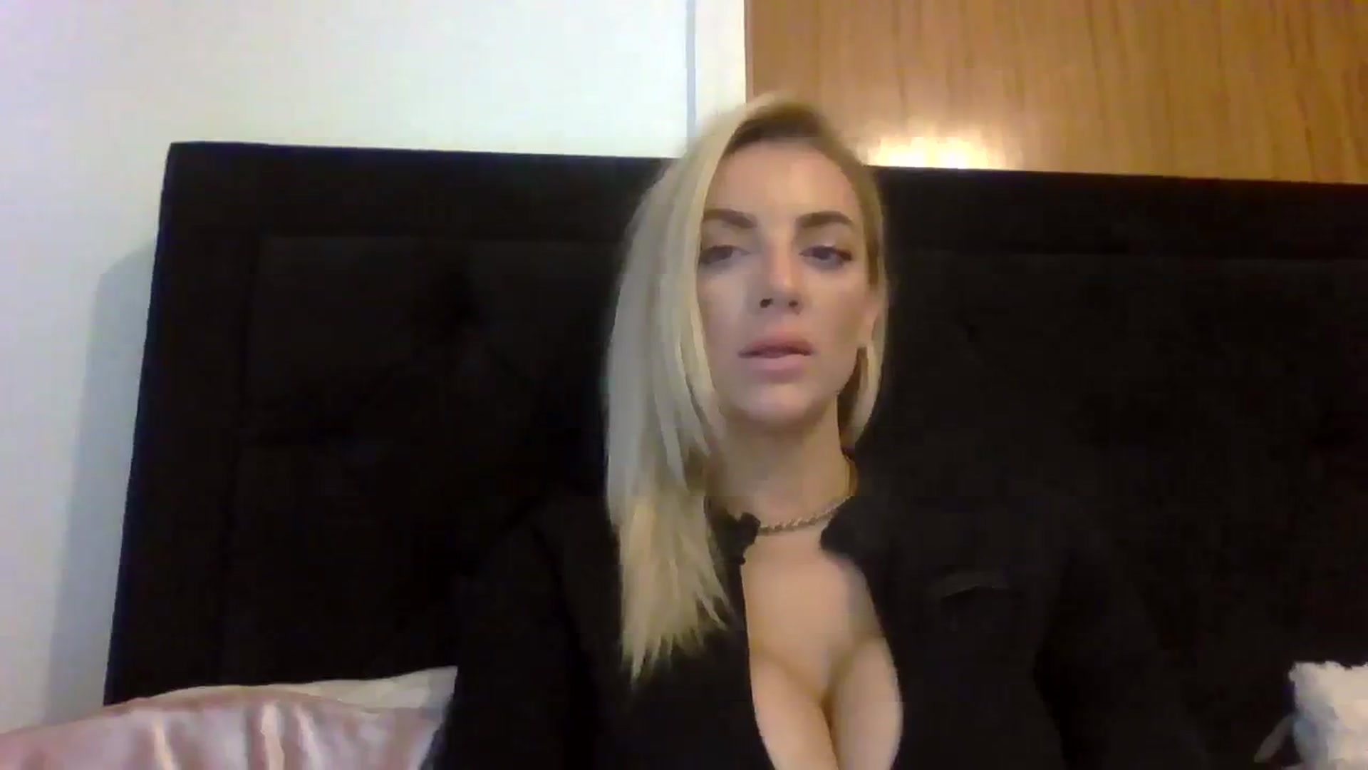 Gallery image thumbnail from Cherry_sour's myfreecams stream on, 01/22/2024, 15:16 image 15 of 20