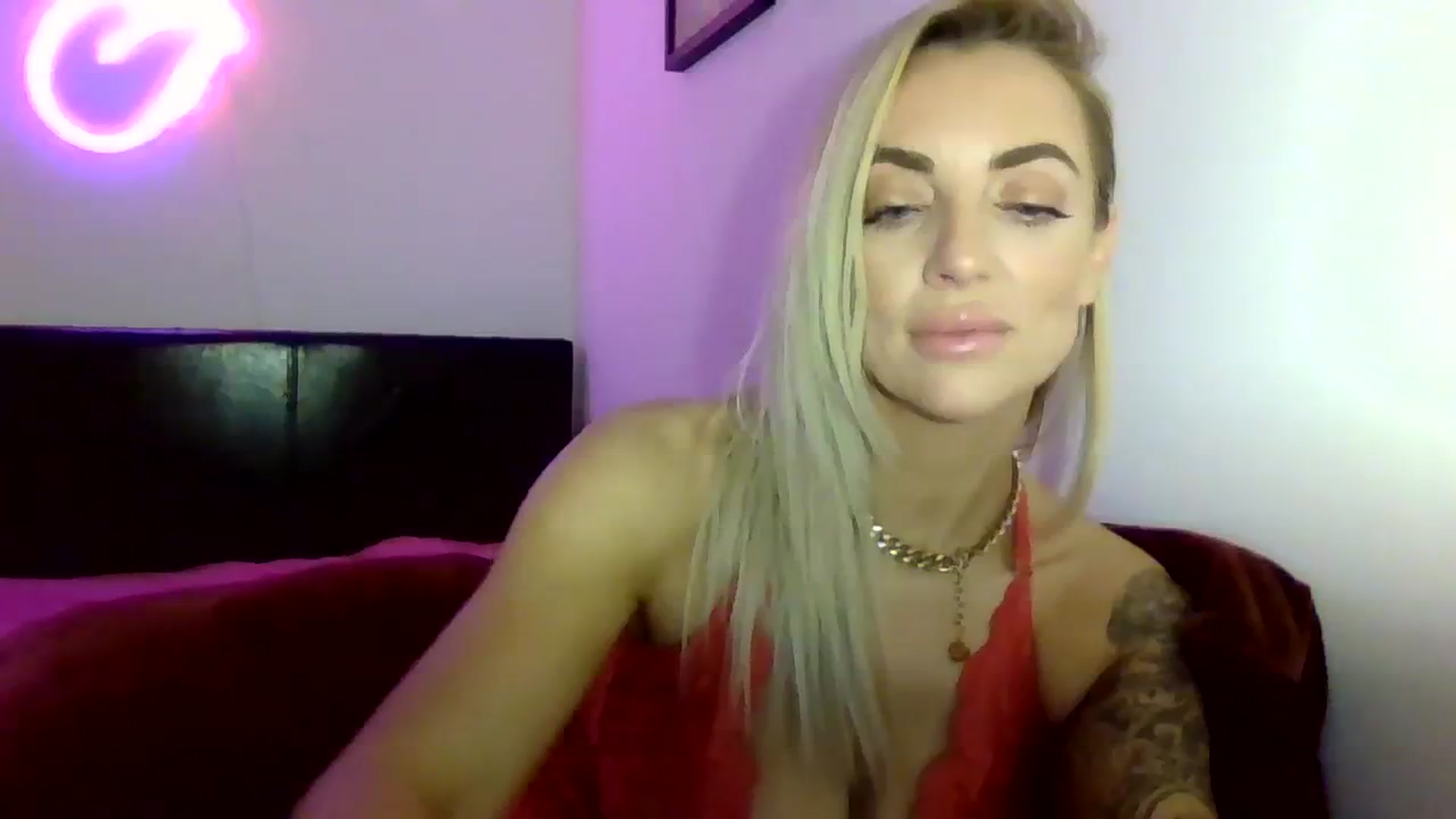 Gallery image thumbnail from Cherry_sour's myfreecams stream on, 01/24/2024, 20:53 image 3 of 20