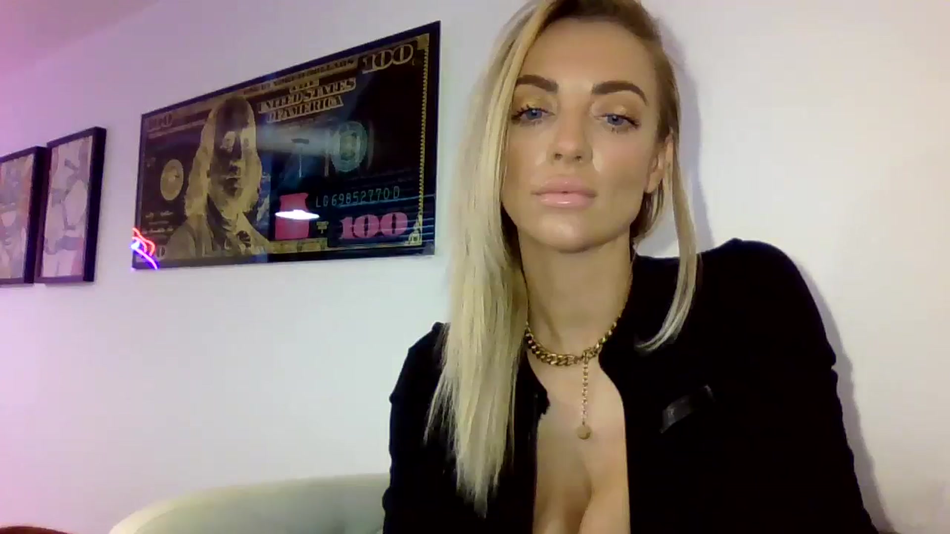 Gallery image thumbnail from Cherry_sour's myfreecams stream on, 01/25/2024, 13:01 image 16 of 20