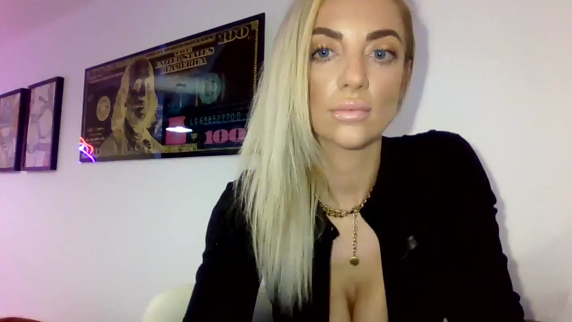 Gallery image thumbnail from Cherry_sour's myfreecams stream on, 01/25/2024, 13:01 image 14 of 20