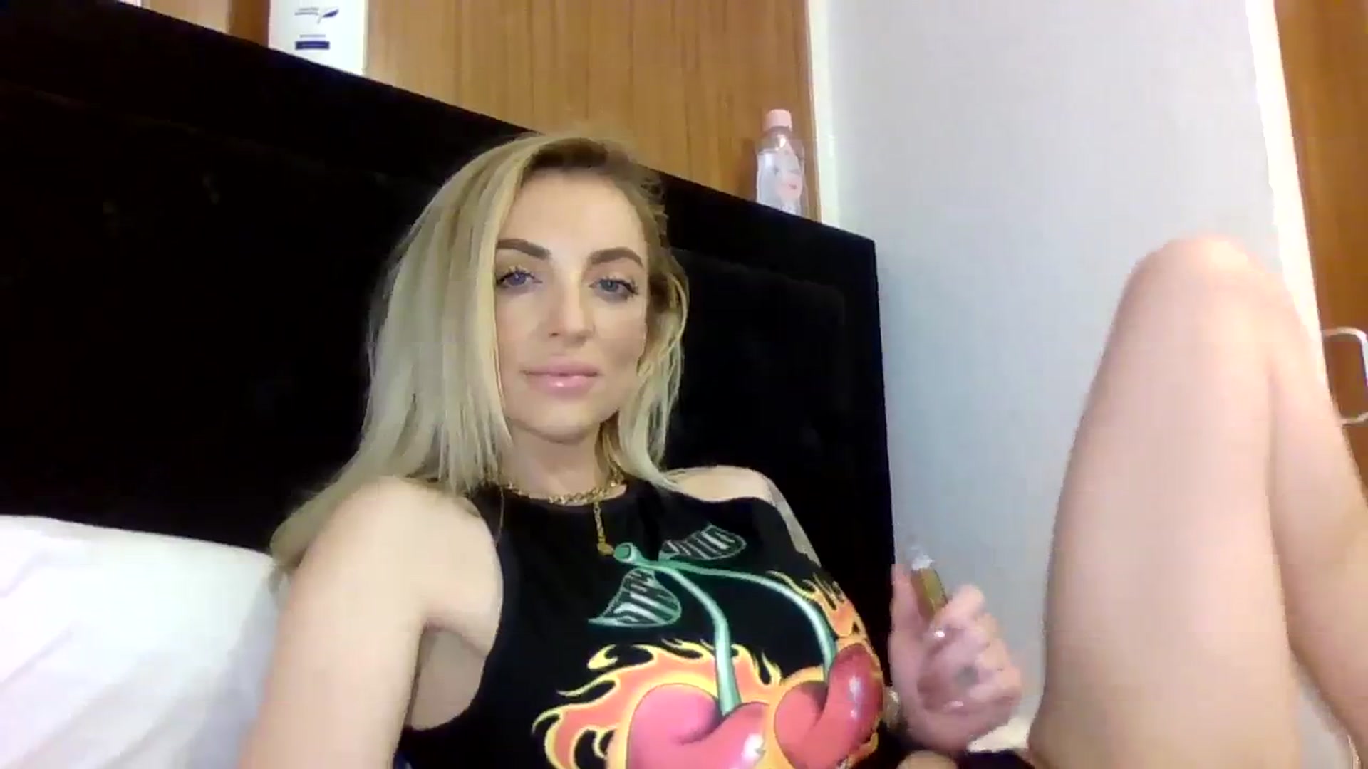 Gallery image thumbnail from Cherry_sour's myfreecams stream on, 02/09/2024, 11:26 image 15 of 20