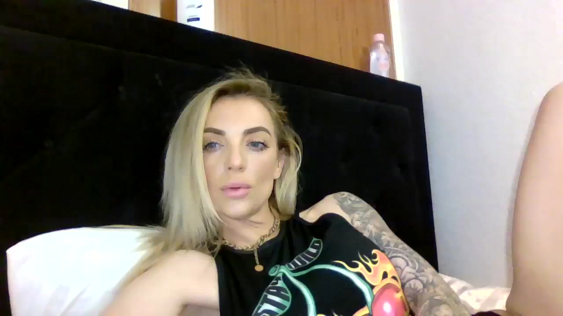 Gallery image thumbnail from Cherry_sour's myfreecams stream on, 02/09/2024, 11:26 image 11 of 20