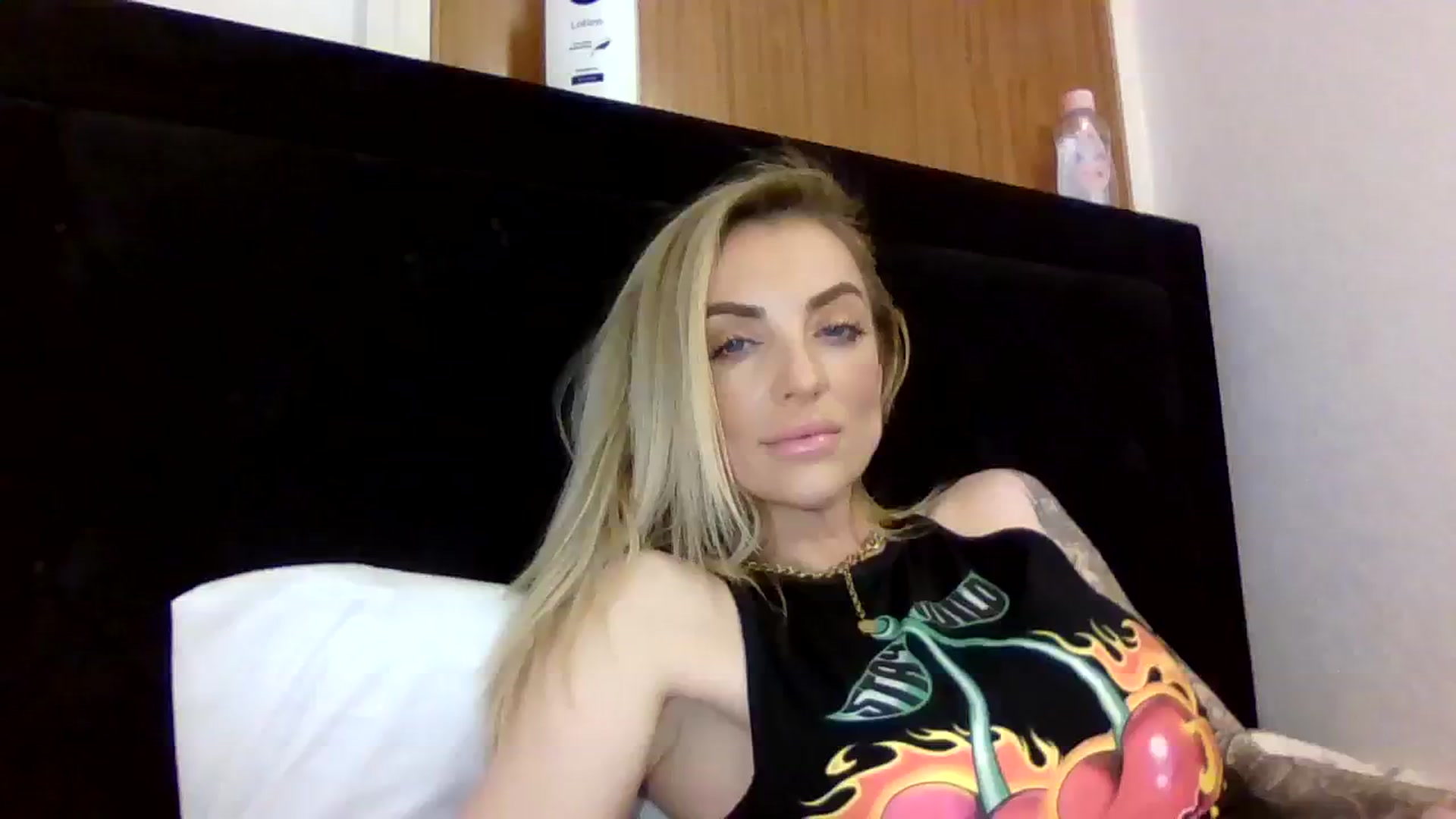 Gallery image thumbnail from Cherry_sour's myfreecams stream on, 02/09/2024, 11:26 image 18 of 20