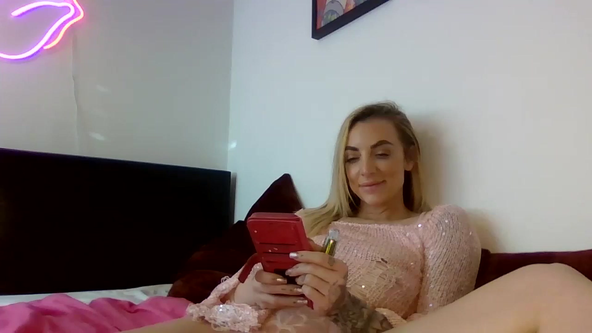 Gallery image thumbnail from Cherry_sour's myfreecams stream on, 02/12/2024, 15:48 image 6 of 20