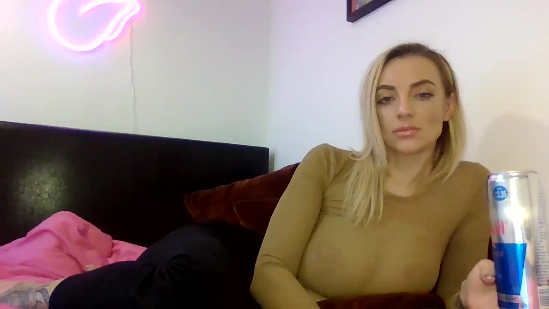 Gallery image thumbnail from Cherry_sour's myfreecams stream on, 02/15/2024, 12:27 image 18 of 20