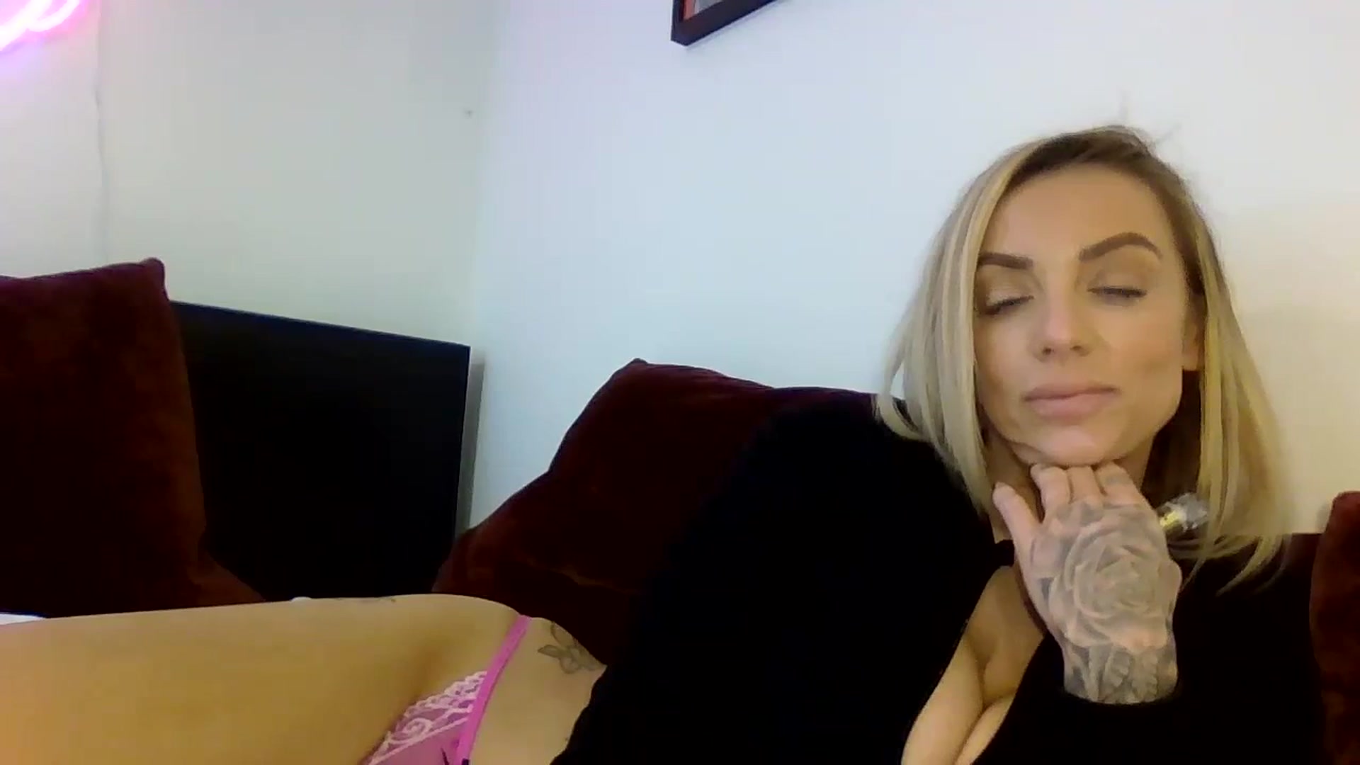 Gallery image thumbnail from Cherry_sour's myfreecams stream on, 02/27/2024, 15:23 image 13 of 20