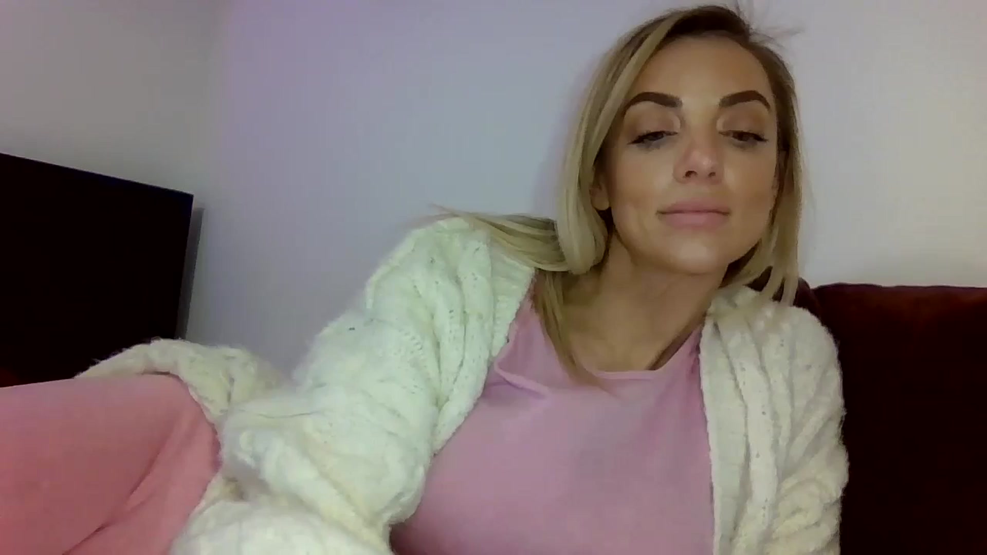 Gallery image thumbnail from Cherry_sour's myfreecams stream on, 02/28/2024, 15:29 image 1 of 20