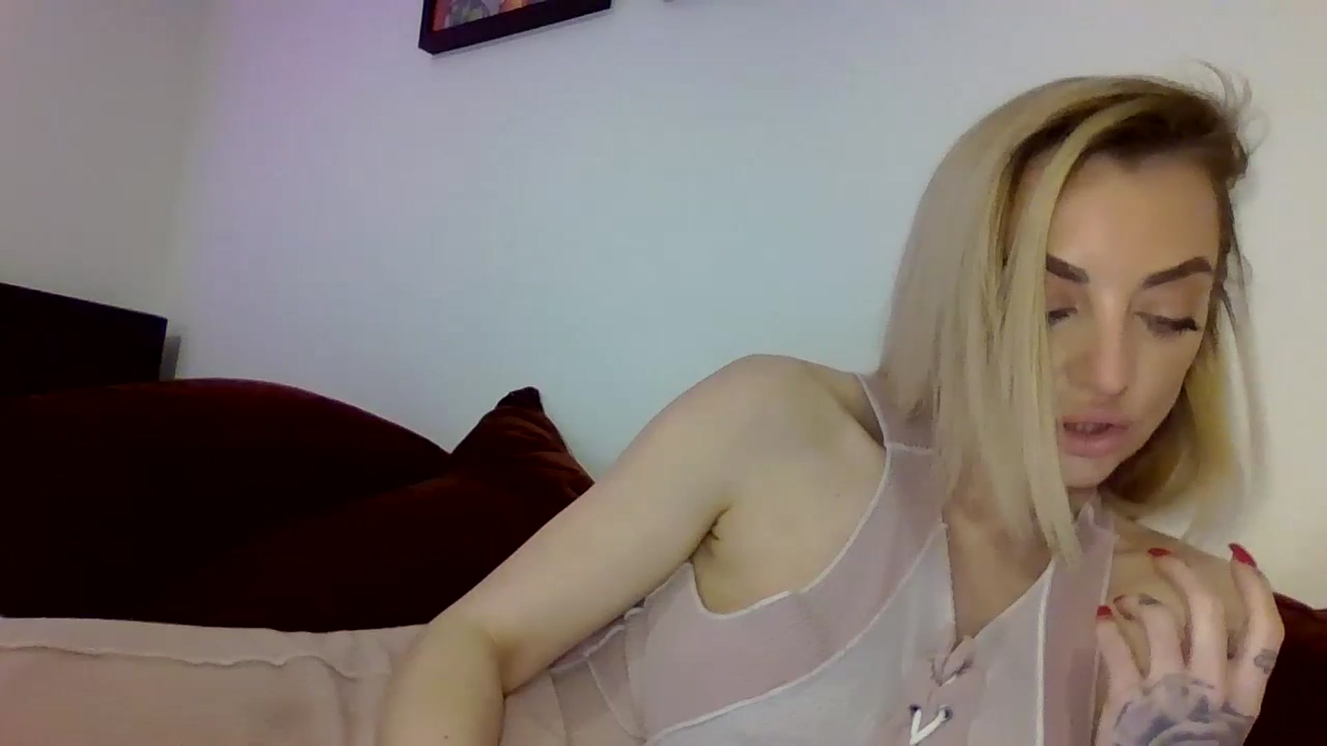 Gallery image thumbnail from Cherry_sour's myfreecams stream on, 03/05/2024, 12:55 image 4 of 20
