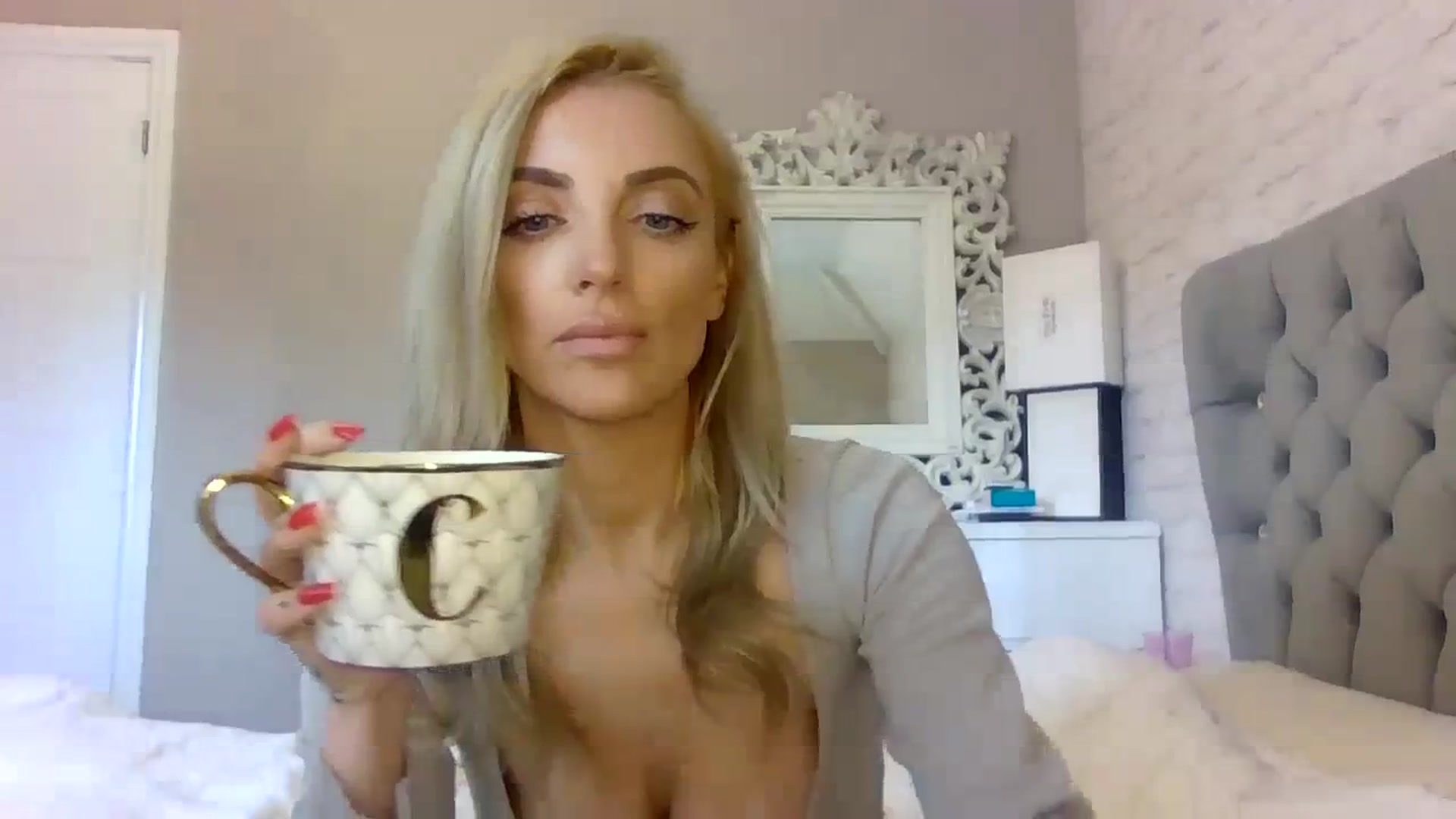 Gallery image thumbnail from Cherry_sour's myfreecams stream on, 03/21/2024, 14:53 image 7 of 20
