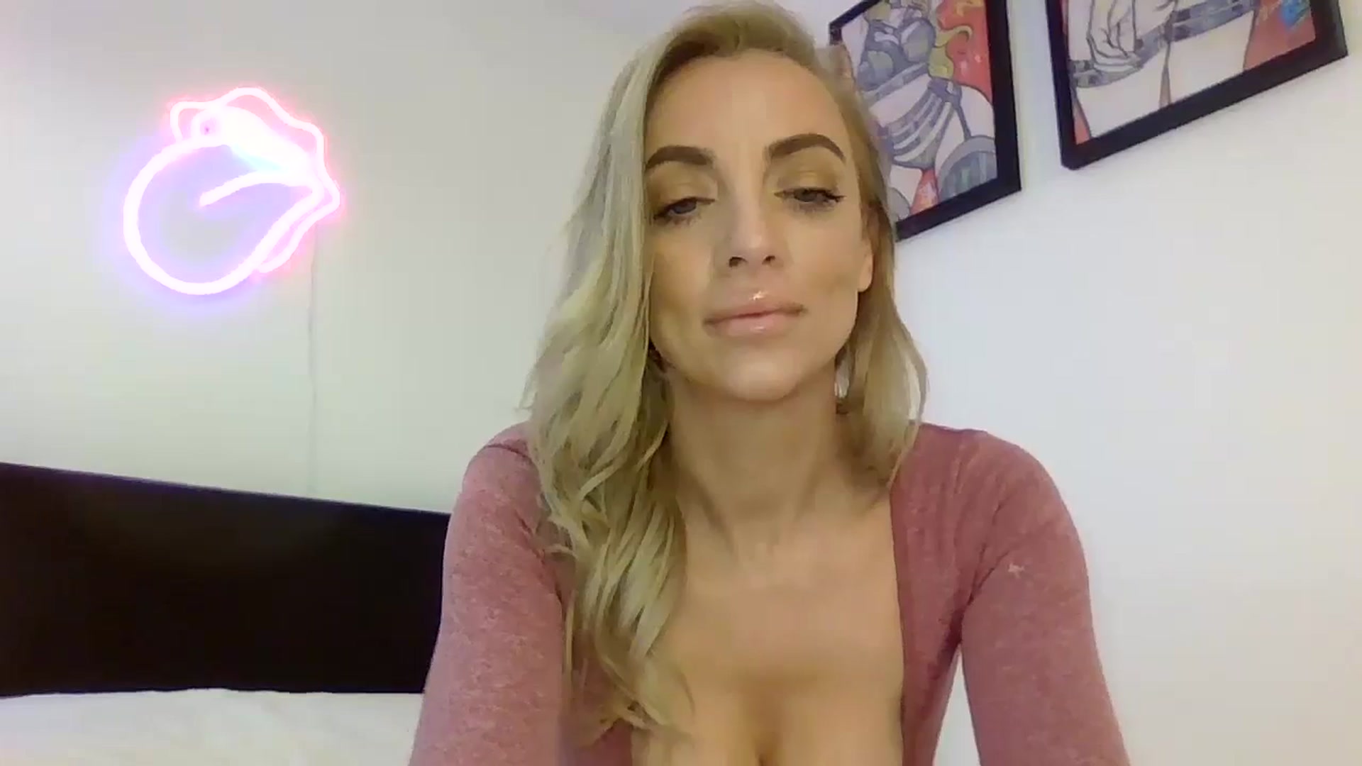 Gallery image thumbnail from Cherry_sour's myfreecams stream on, 04/04/2024, 13:00 image 4 of 20