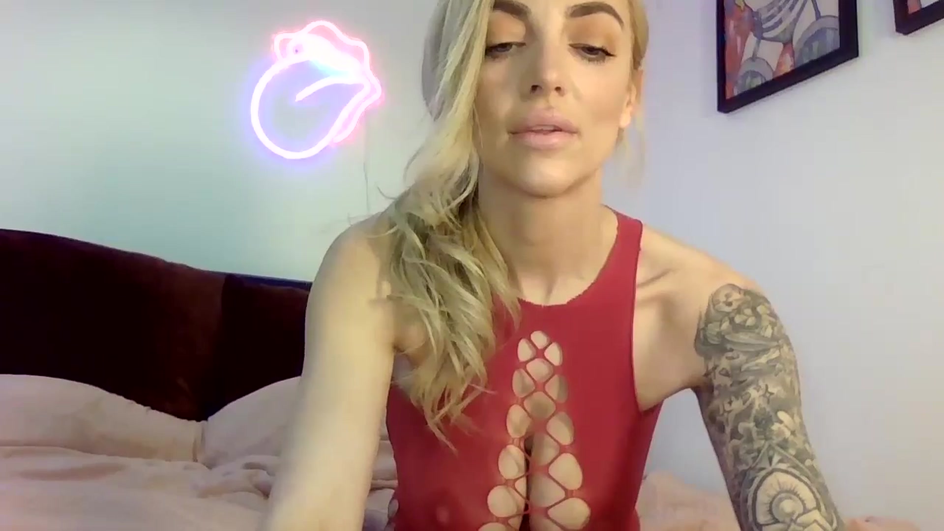 Gallery image thumbnail from Cherry_sour's myfreecams stream on, 04/18/2024, 11:11 image 9 of 20