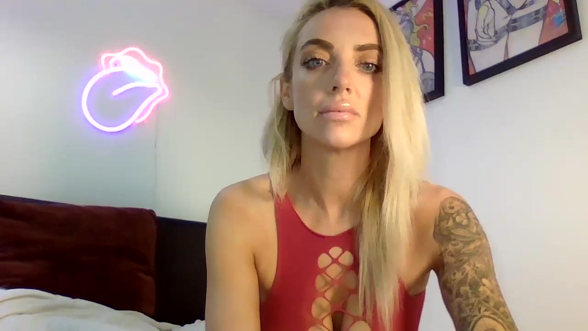 Gallery image thumbnail from Cherry_sour's myfreecams stream on, 05/08/2024, 11:18 image 11 of 20