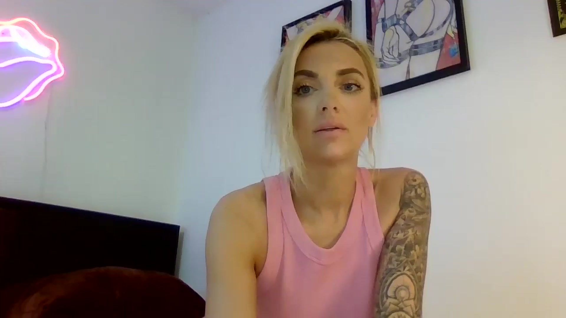 Gallery image thumbnail from Cherry_sour's myfreecams stream on, 05/13/2024, 11:48 image 3 of 20
