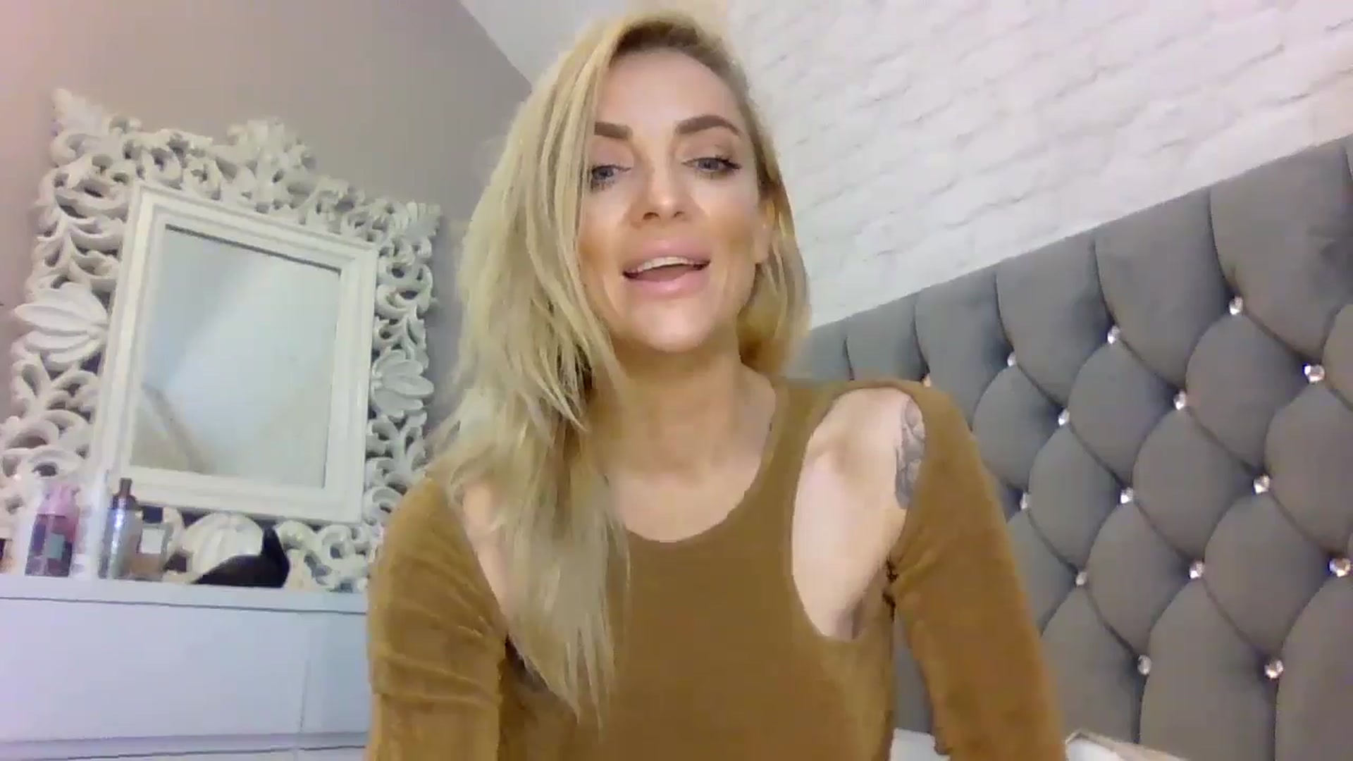 Gallery image thumbnail from Cherry_sour's myfreecams stream on, 05/22/2024, 14:20 image 3 of 20