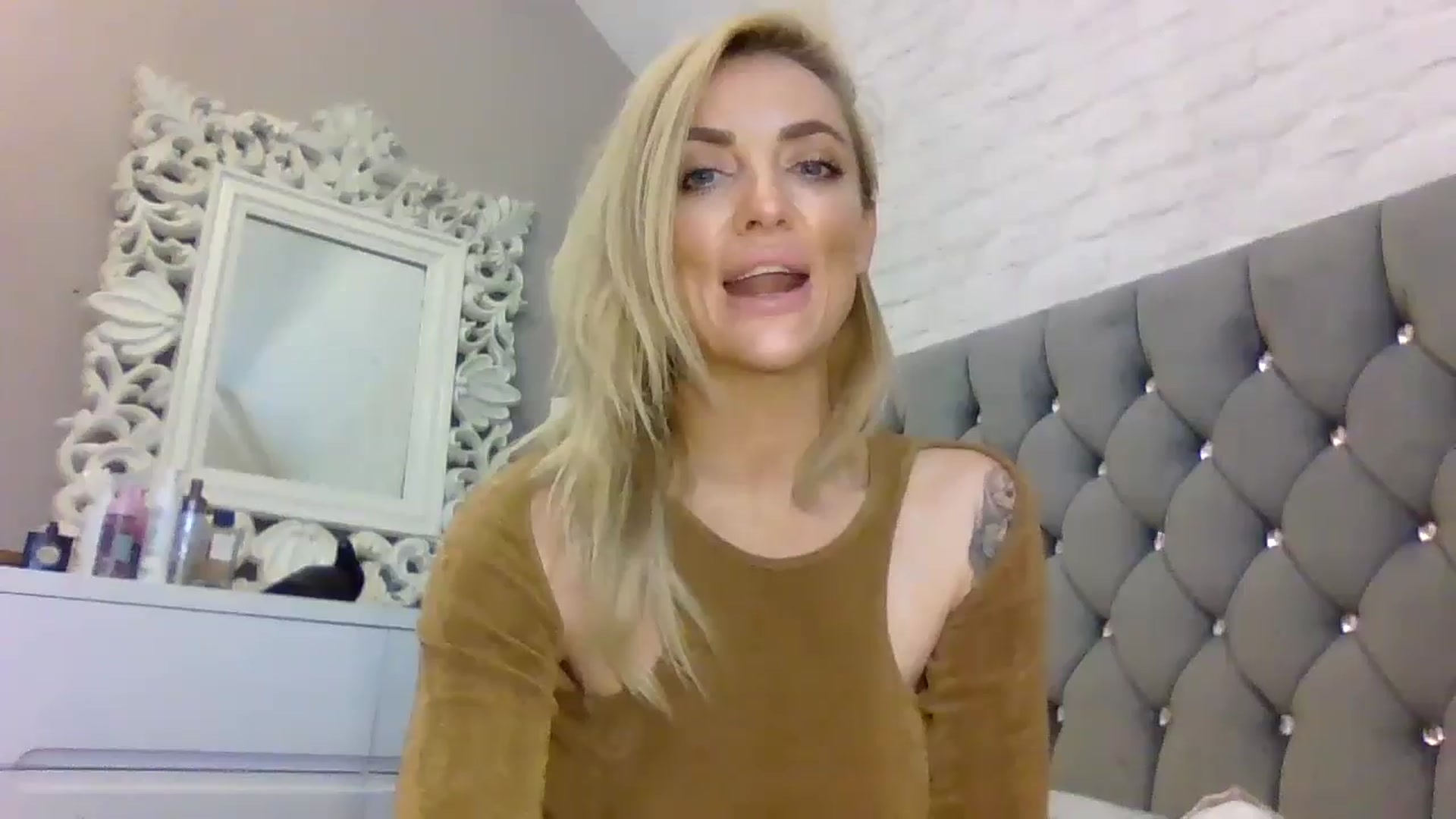 Gallery image thumbnail from Cherry_sour's myfreecams stream on, 05/22/2024, 14:20 image 10 of 20