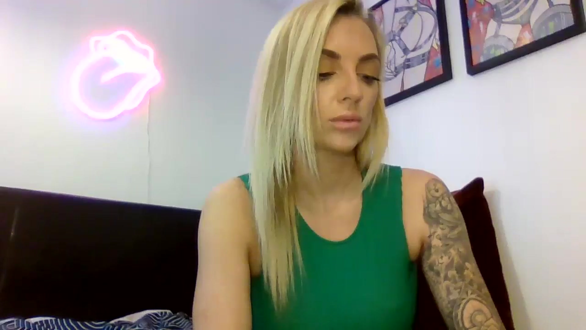 Gallery image thumbnail from Cherry_sour's myfreecams stream on, 05/29/2024, 13:00 image 8 of 20