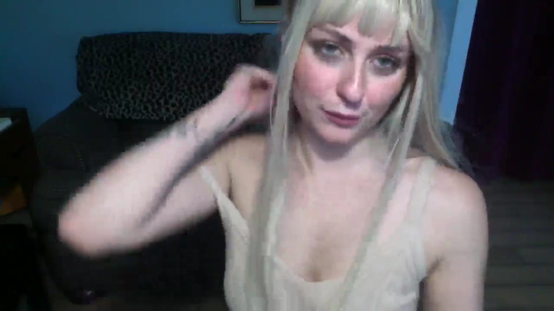 Gallery image thumbnail from Cherryblushxo's myfreecams stream on, 05/25/2025, 23:59 image 5 of 20