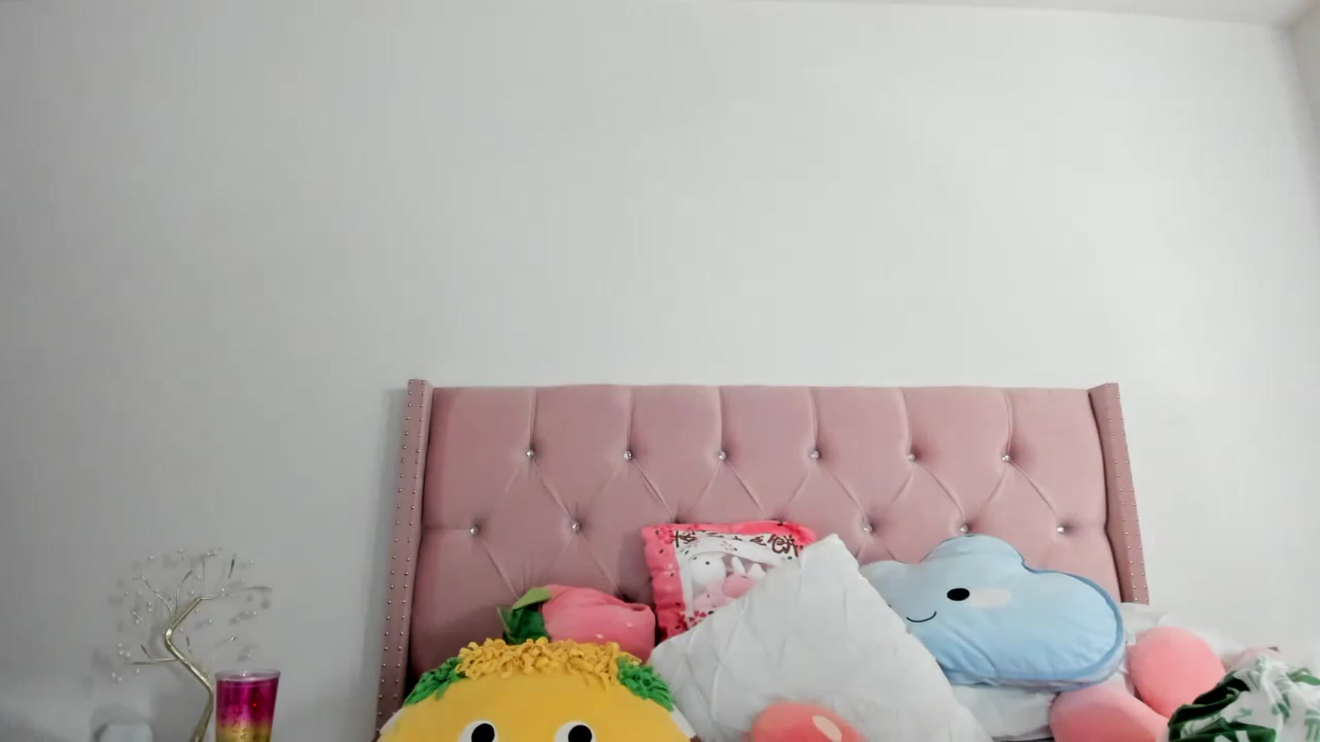 Gallery image thumbnail from Cherrycute666's myfreecams stream on, 11/15/2022, 05:58 image 11 of 20