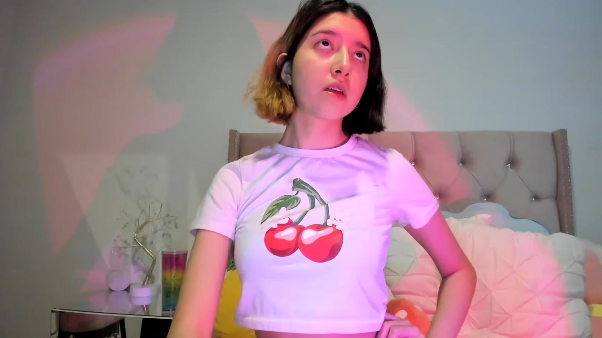 Gallery image thumbnail from Cherrycute666's myfreecams stream on, 11/15/2022, 08:06 image 13 of 20