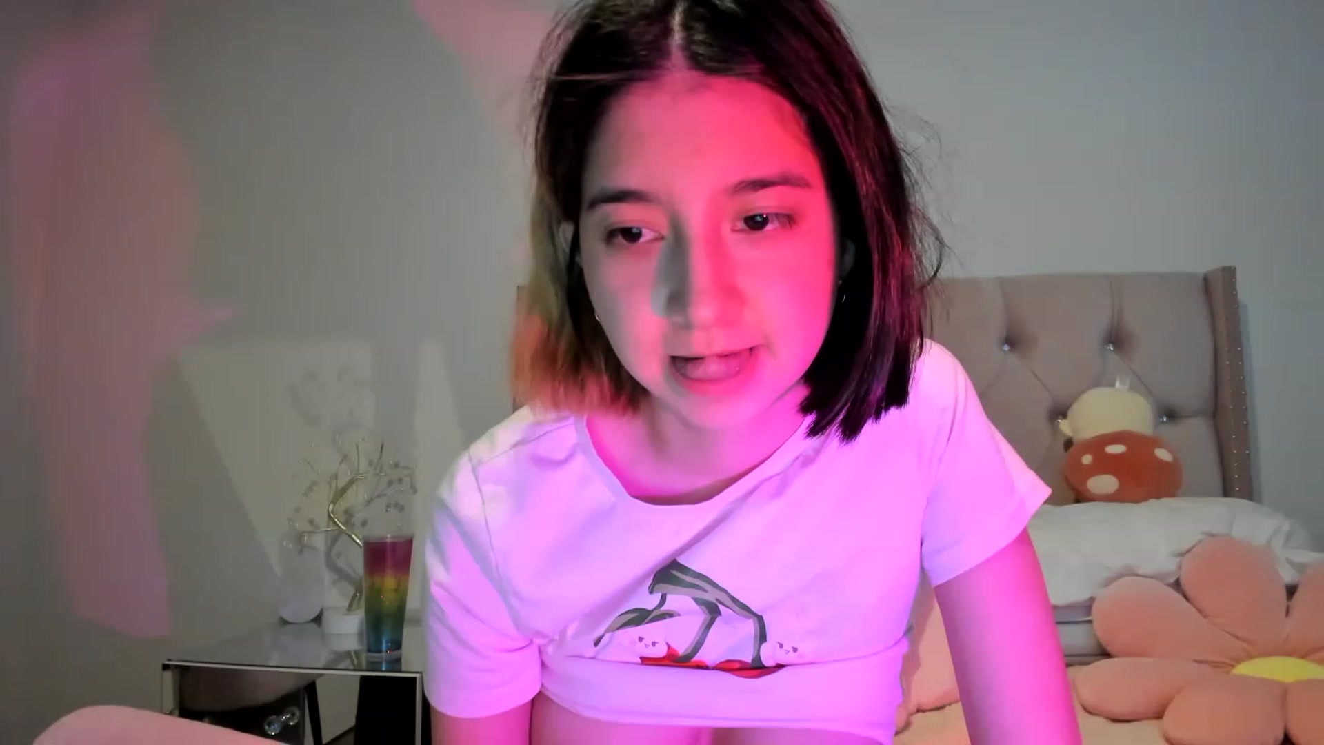 Gallery image thumbnail from Cherrycute666's myfreecams stream on, 11/15/2022, 11:48 image 5 of 20