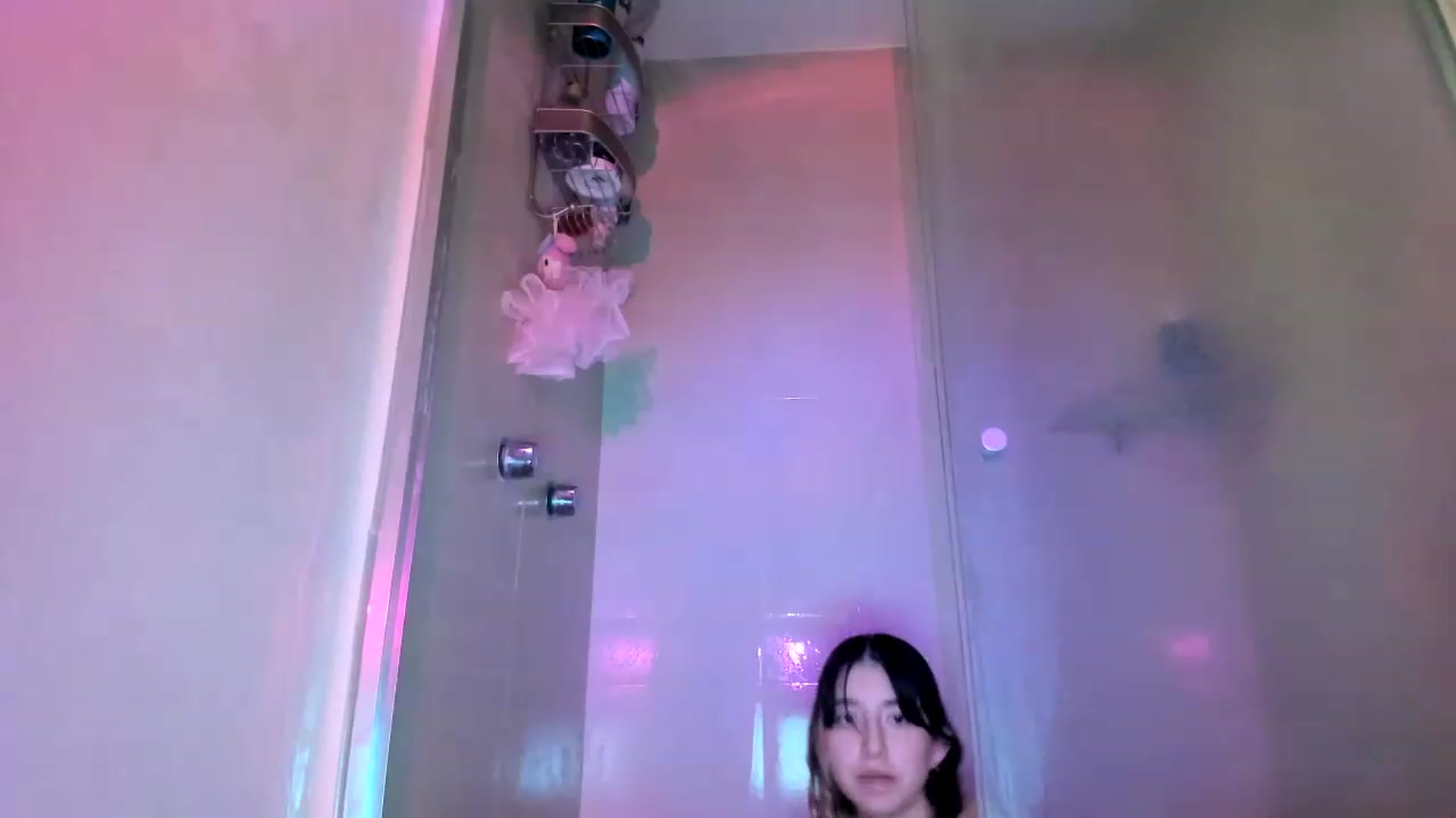 Gallery image thumbnail from Cherrycute666's myfreecams stream on, 11/17/2022, 08:59 image 16 of 20
