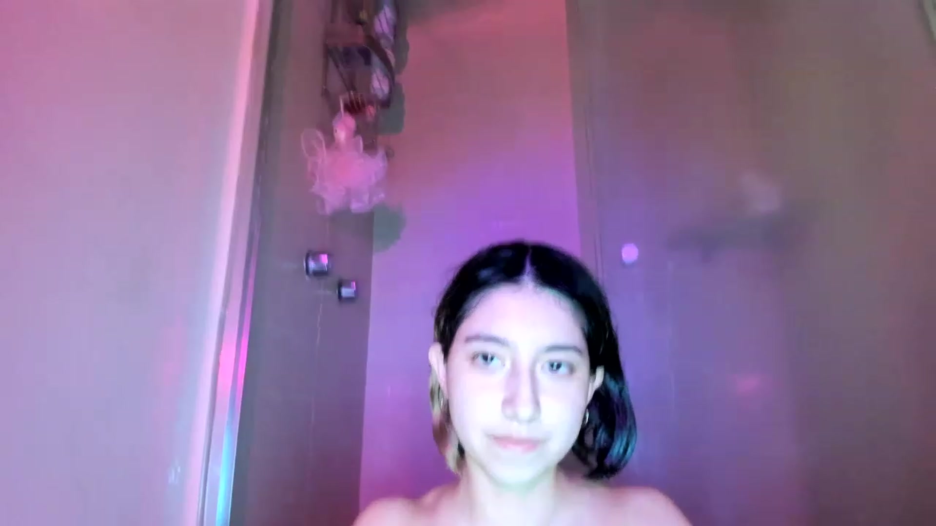 Gallery image thumbnail from Cherrycute666's myfreecams stream on, 11/17/2022, 08:59 image 13 of 20