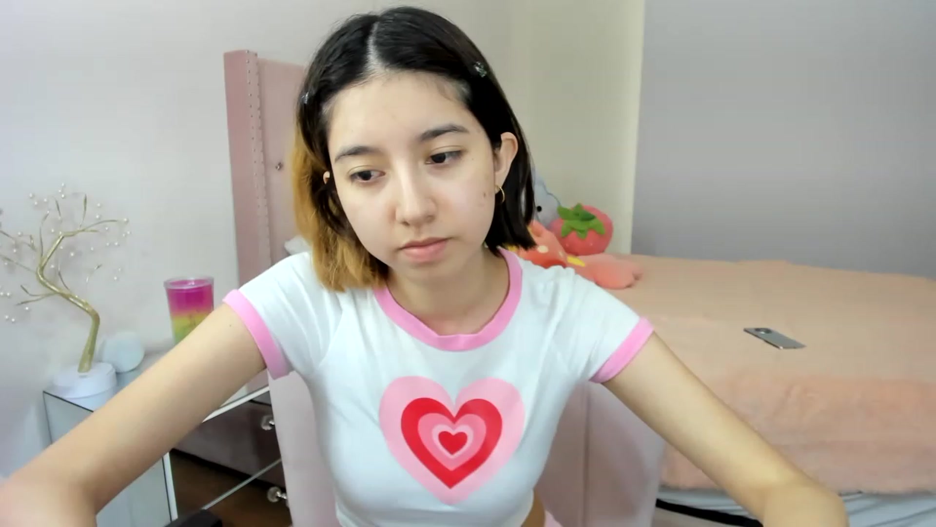 Gallery image thumbnail from Cherrycute666's myfreecams stream on, 11/17/2022, 23:52 image 12 of 20