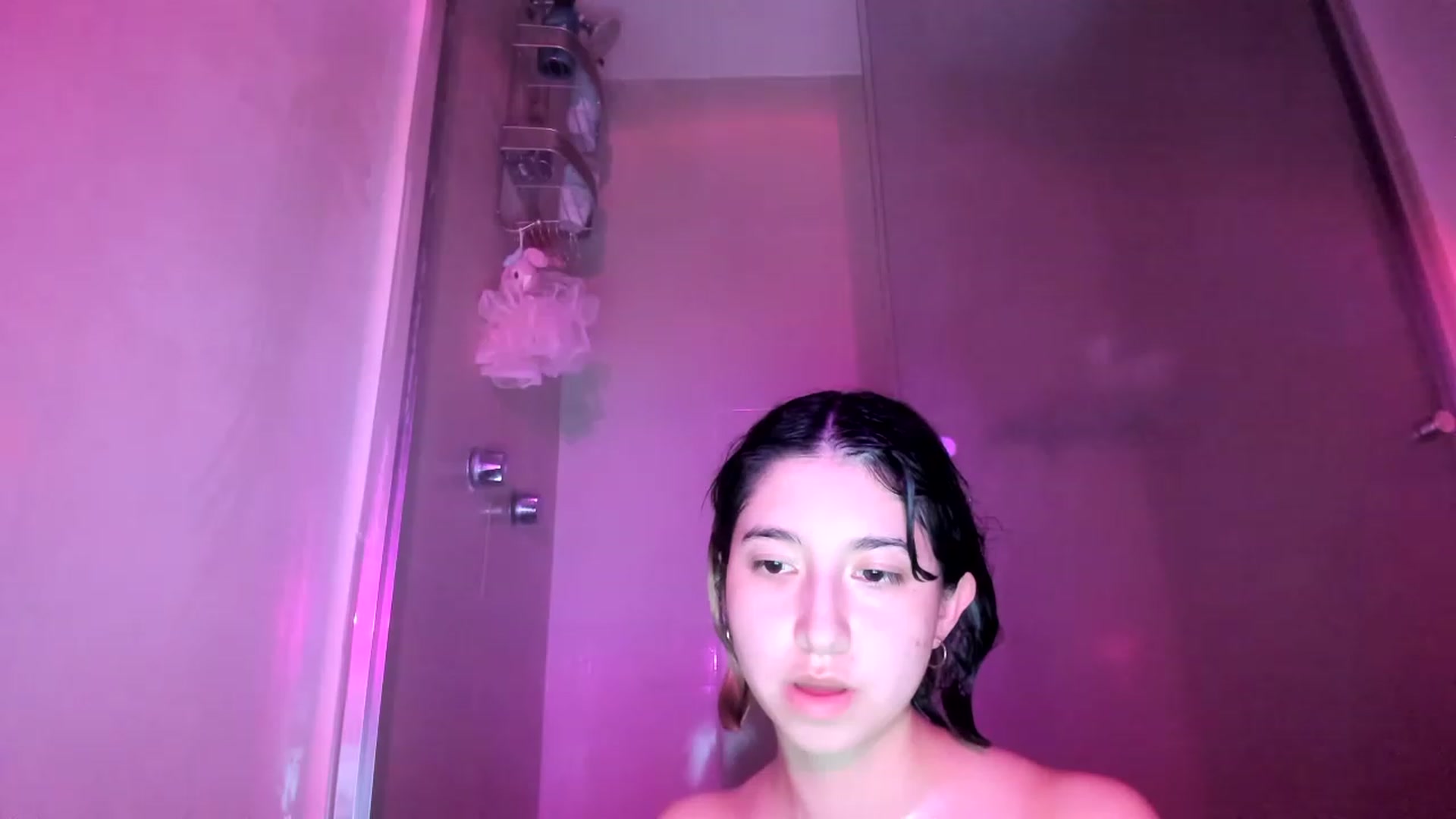 Gallery image thumbnail from Cherrycute666's myfreecams stream on, 11/18/2022, 05:16 image 11 of 20