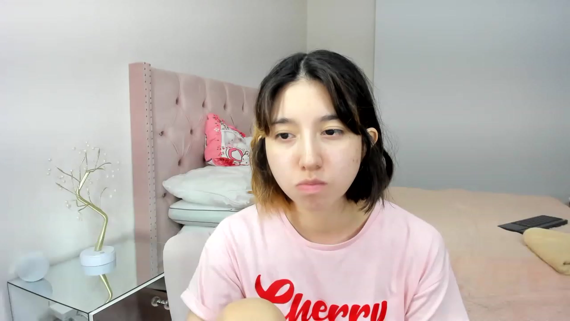 Gallery image thumbnail from Cherrycute666's myfreecams stream on, 11/18/2022, 11:03 image 9 of 20