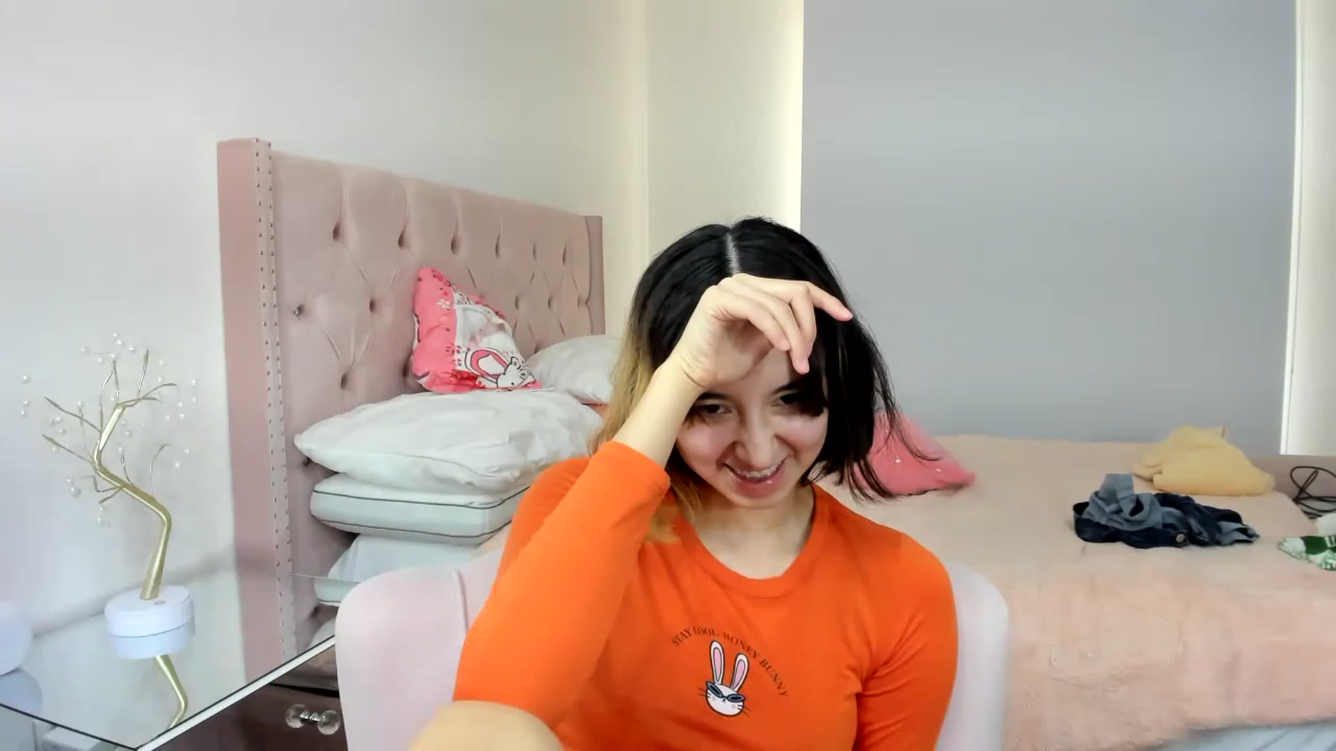 Gallery image thumbnail from Cherrycute666's myfreecams stream on, 11/19/2022, 15:09 image 18 of 20