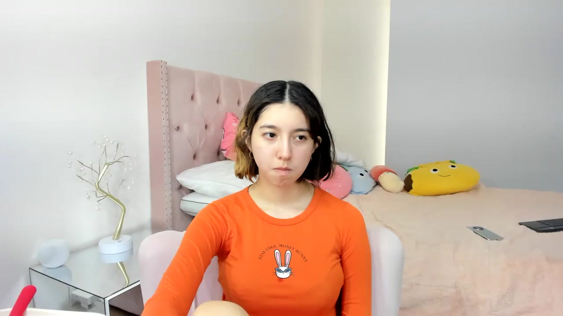Gallery image thumbnail from Cherrycute666's myfreecams stream on, 11/19/2022, 15:09 image 9 of 20