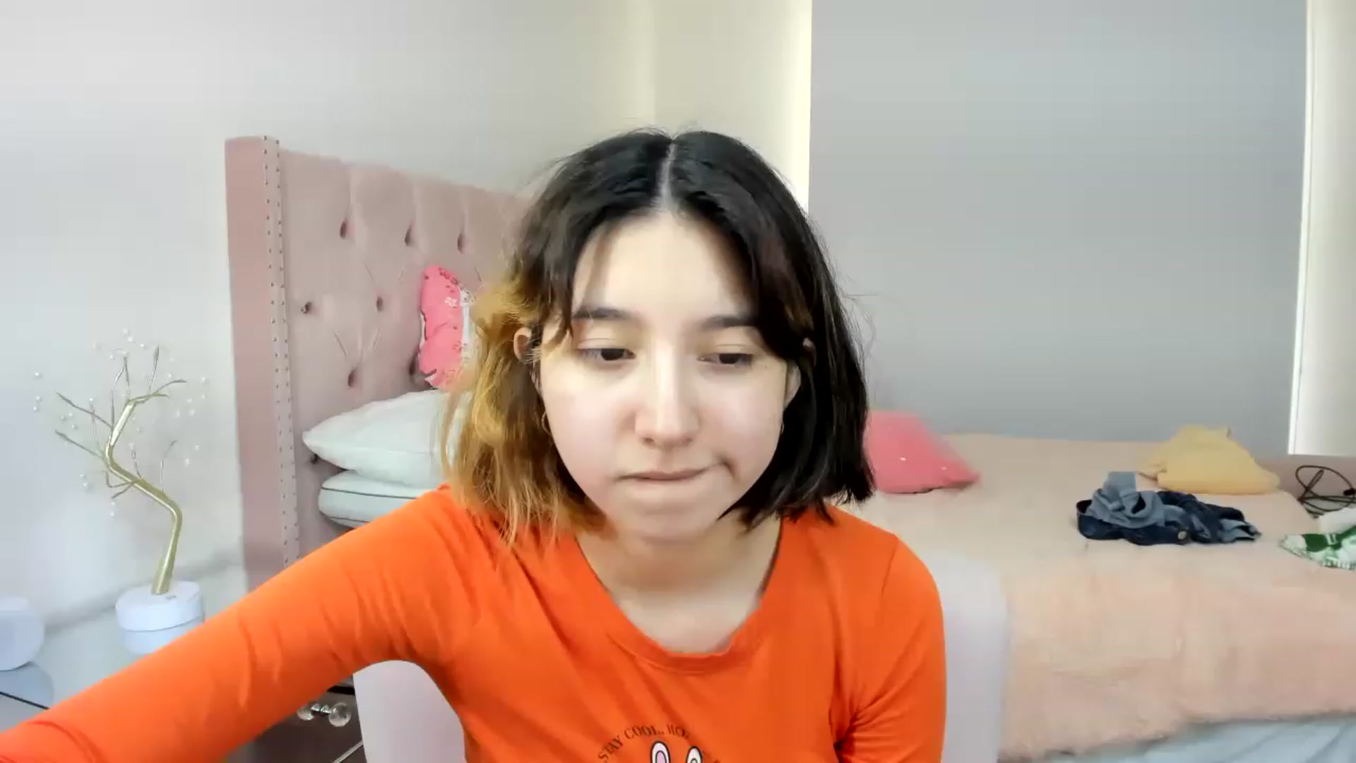 Gallery image thumbnail from Cherrycute666's myfreecams stream on, 11/19/2022, 15:09 image 19 of 20