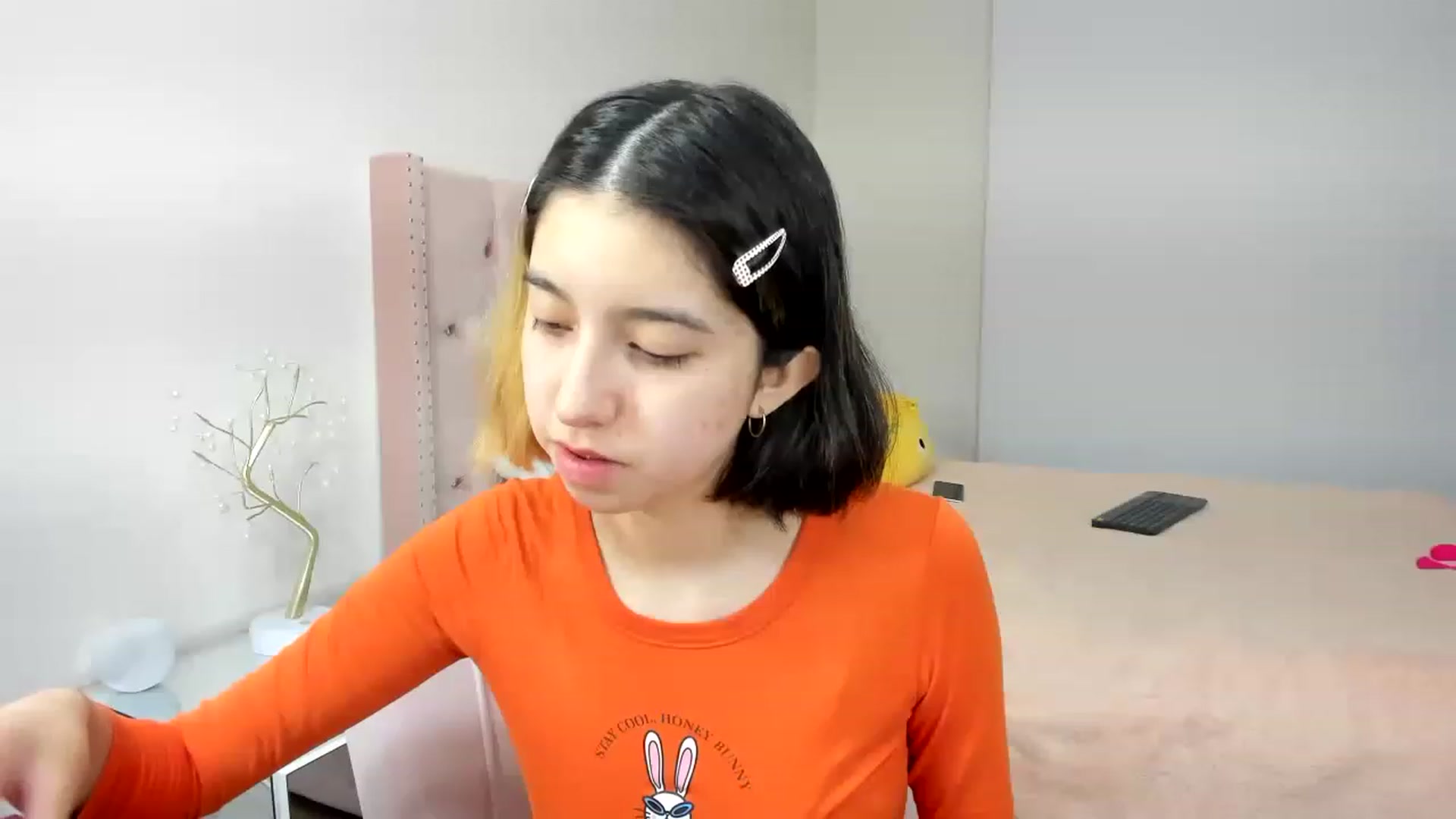 Gallery image thumbnail from Cherrycute666's myfreecams stream on, 11/20/2022, 01:15 image 4 of 20