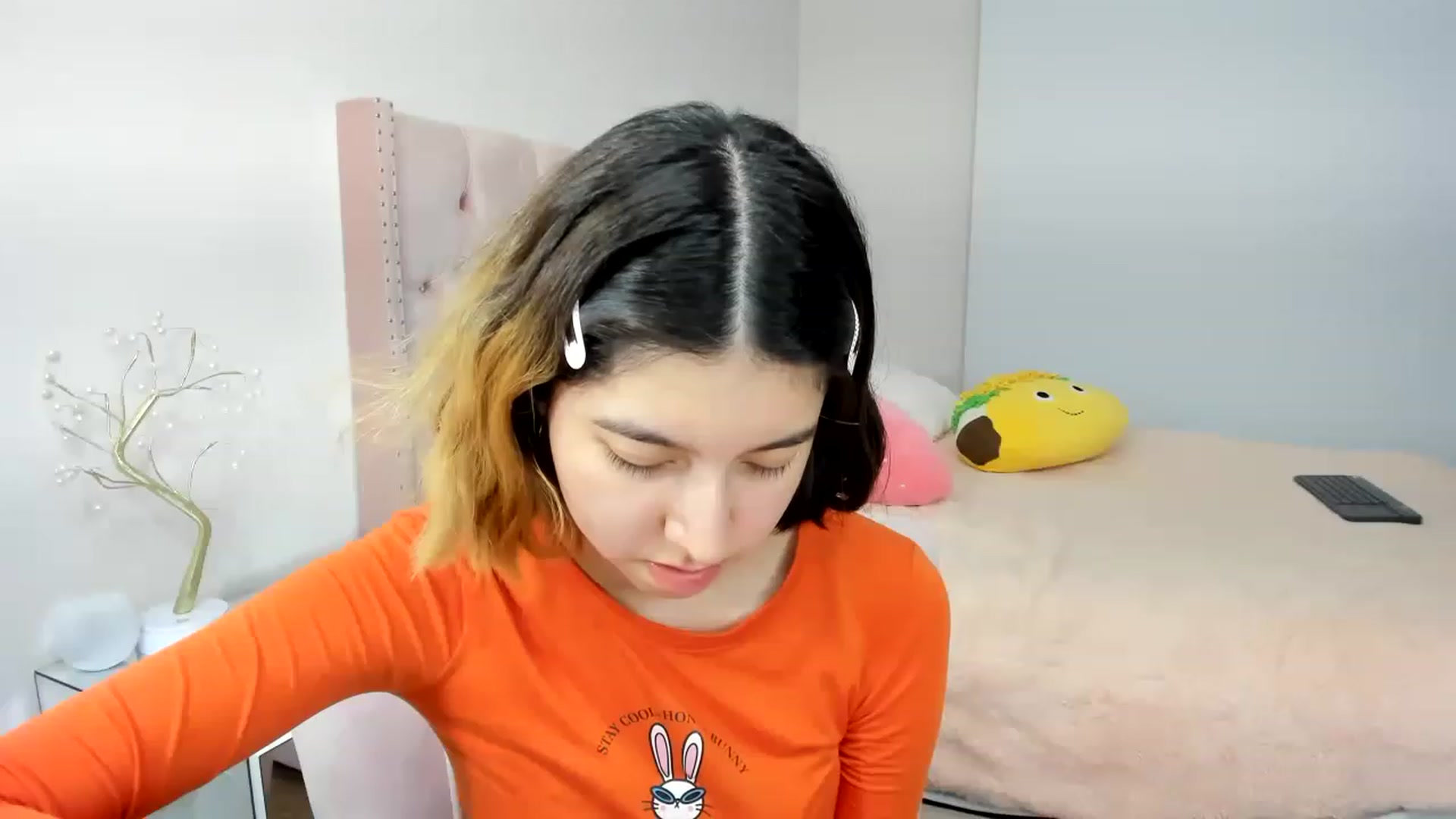 Gallery image thumbnail from Cherrycute666's myfreecams stream on, 11/20/2022, 05:44 image 10 of 20