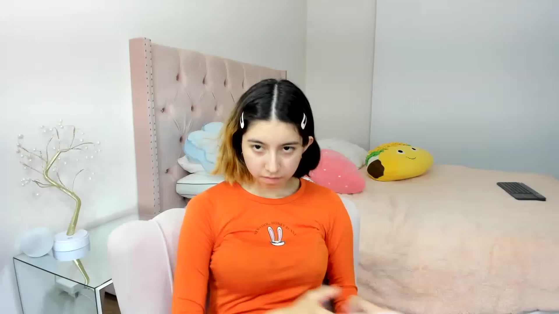 Gallery image thumbnail from Cherrycute666's myfreecams stream on, 11/20/2022, 05:44 image 7 of 20