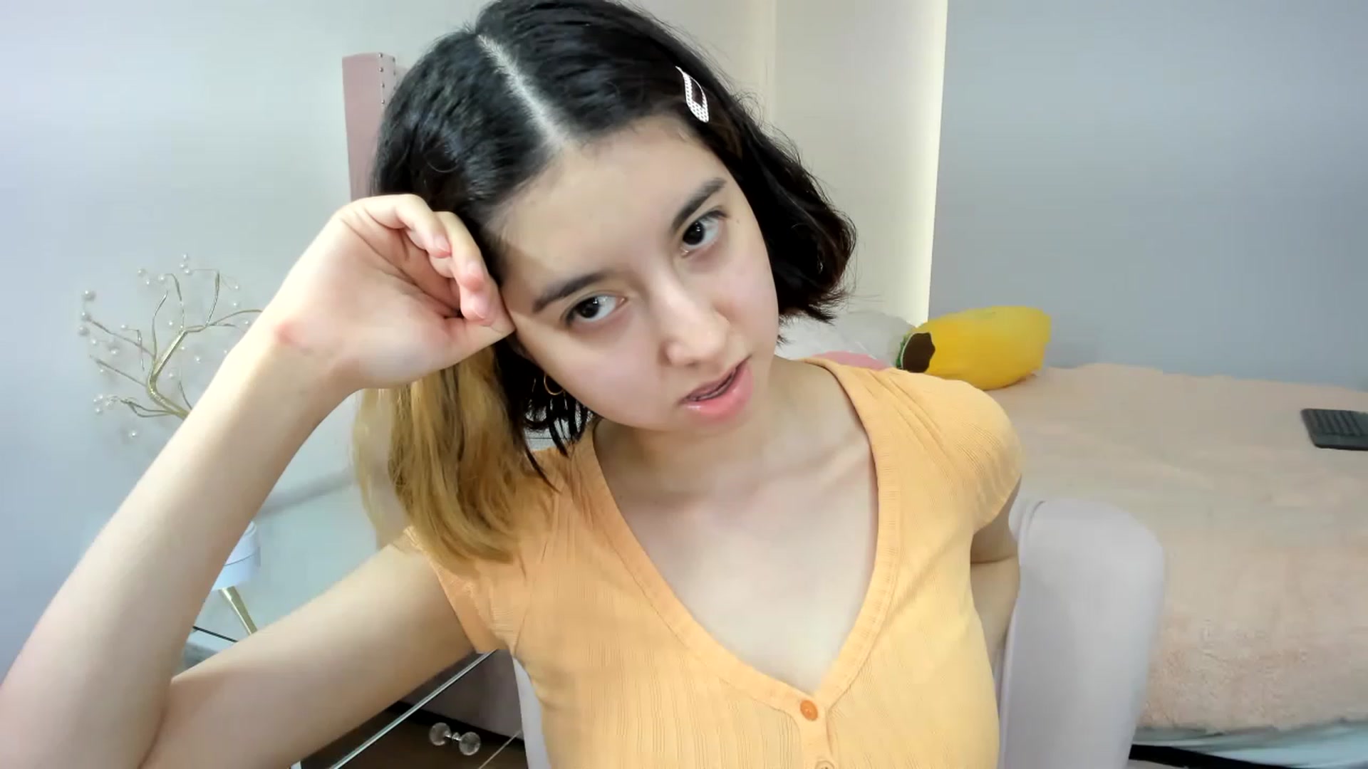 Gallery image thumbnail from Cherrycute666's myfreecams stream on, 11/20/2022, 15:33 image 12 of 20
