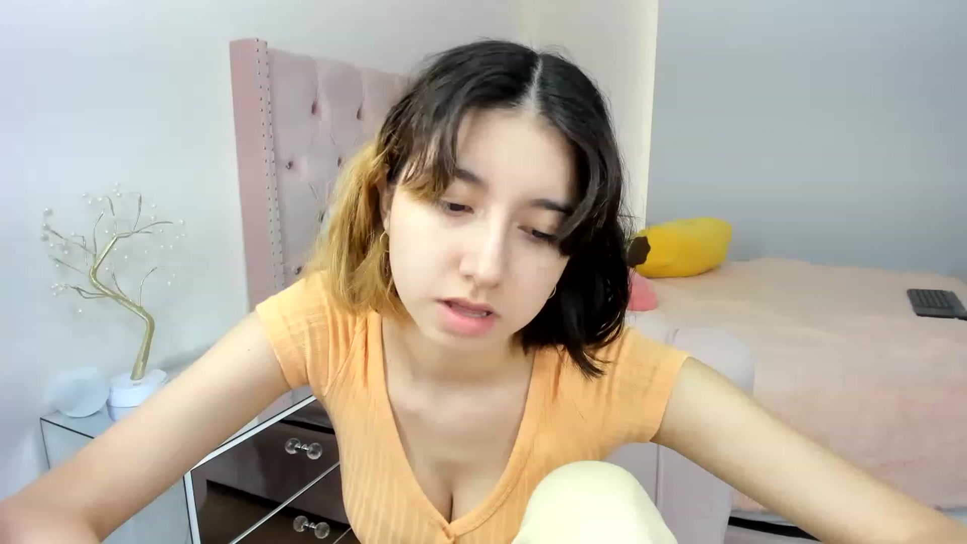 Gallery image thumbnail from Cherrycute666's myfreecams stream on, 11/20/2022, 15:33 image 5 of 20