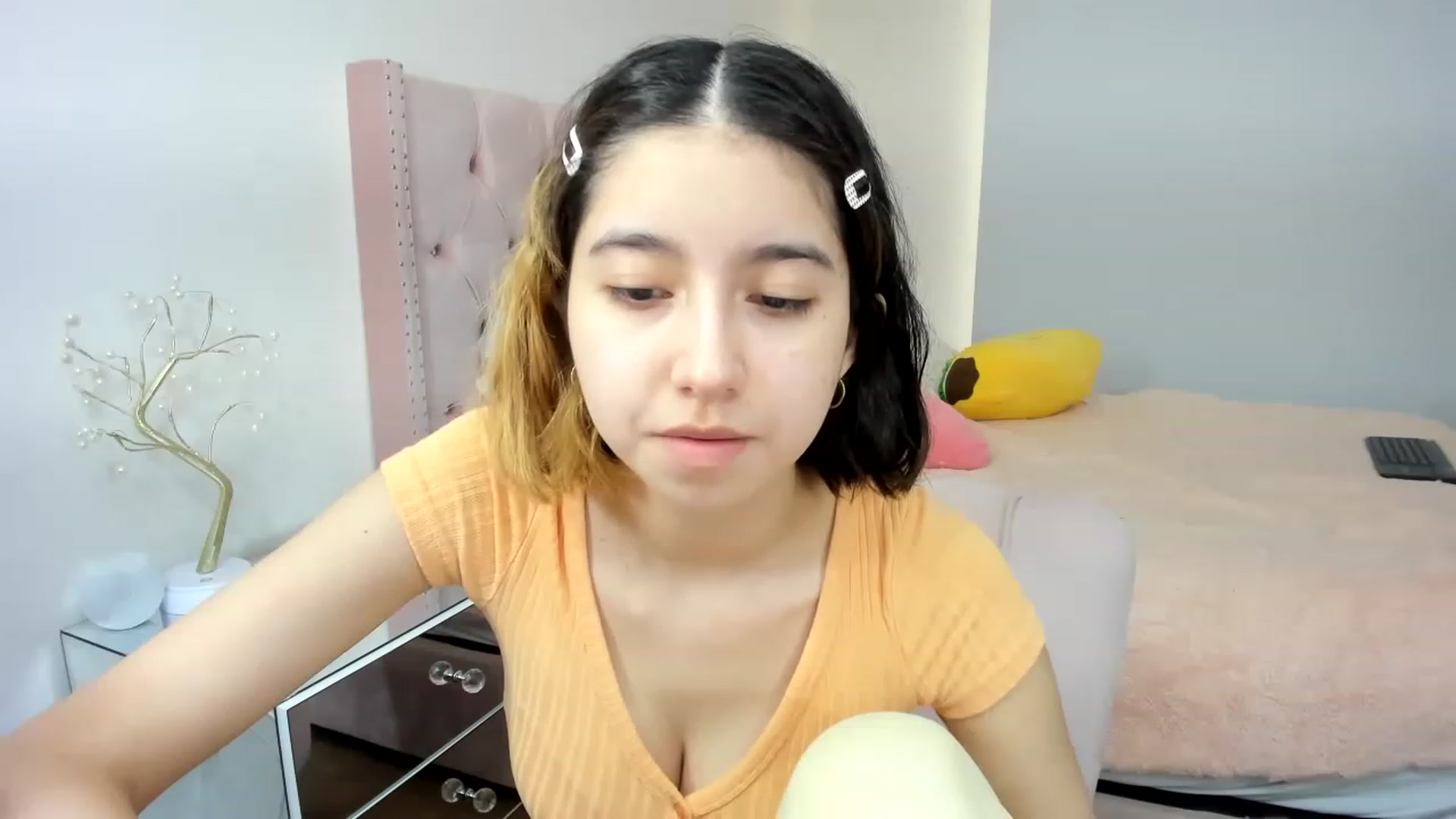 Gallery image thumbnail from Cherrycute666's myfreecams stream on, 11/20/2022, 15:31 image 4 of 20