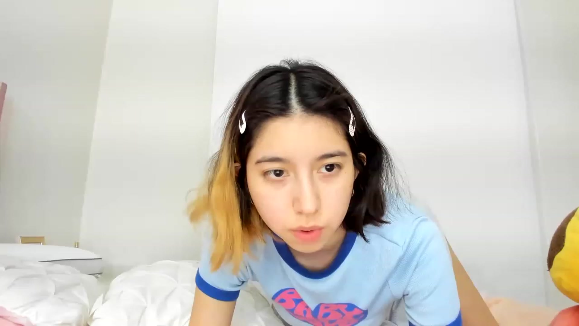 Gallery image thumbnail from Cherrycute666's myfreecams stream on, 11/22/2022, 02:46 image 7 of 20
