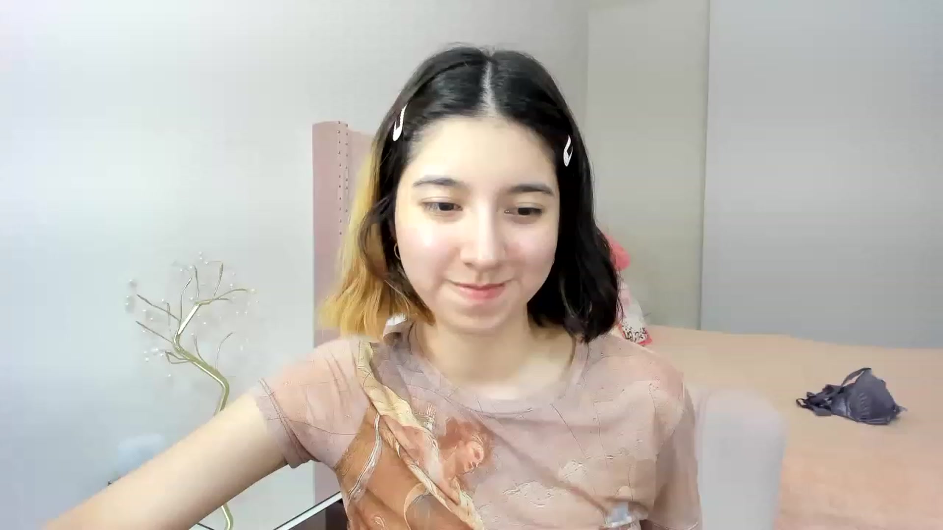 Gallery image thumbnail from Cherrycute666's myfreecams stream on, 11/23/2022, 06:26 image 5 of 20