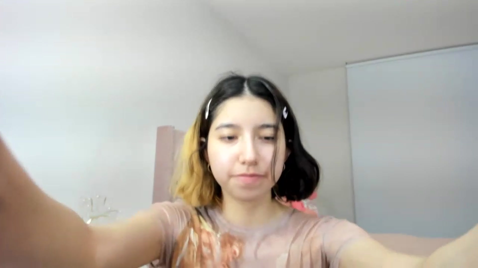 Gallery image thumbnail from Cherrycute666's myfreecams stream on, 11/23/2022, 06:26 image 14 of 20