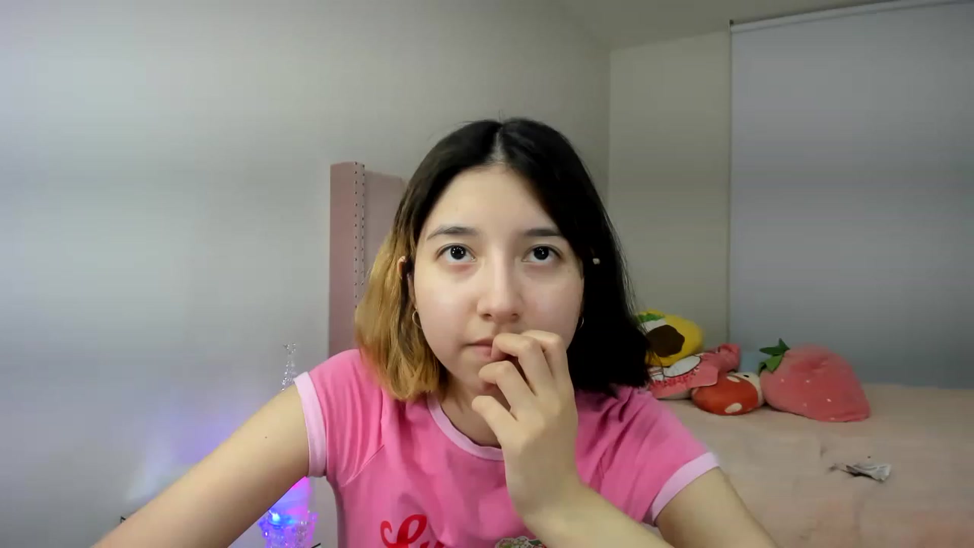 Gallery image thumbnail from Cherrycute666's myfreecams stream on, 11/24/2022, 24:58 image 2 of 20